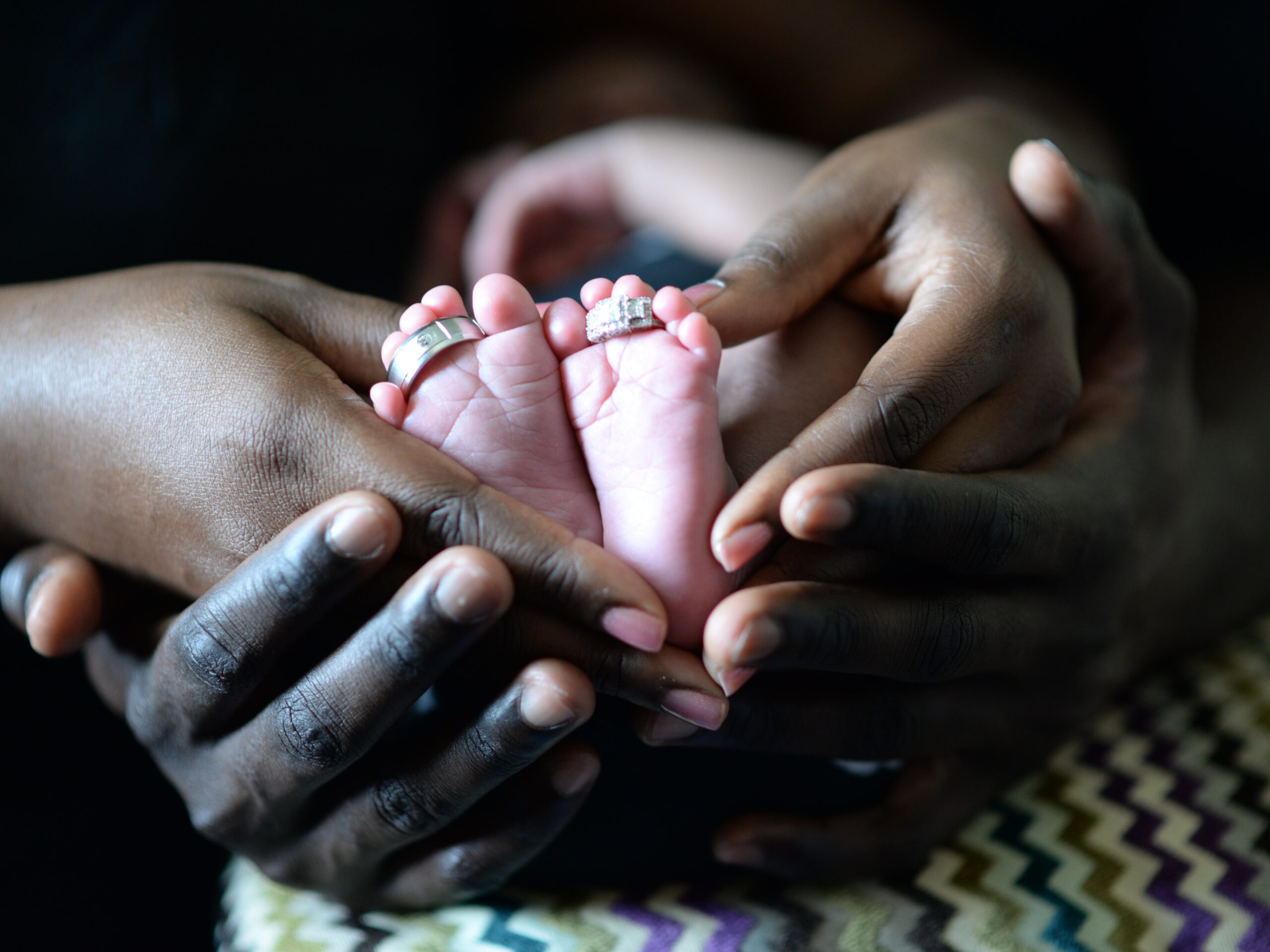 kafala orphelin origine couleur de peau racisme discrimination Maghreb Algérie Maroc démarche adoption