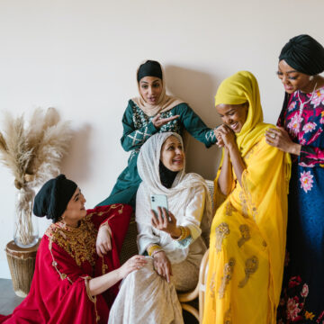 entourage kafala orphelin adoption enfant abandonné nés sous x famille musulman Islam Maghreb Algérie Maroc Kafil parent makful